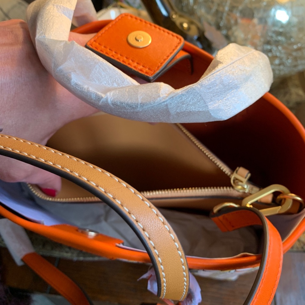 Authentic TORY BURCH LINK triple compartments satchel/Crosby - Picture 15 of 16